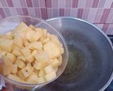 Foto langkah ke 3 dari resep Sambal Goreng Kentang Ati Rempela Sederhana.
