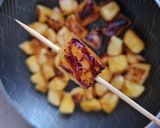 Foto del paso 3 de la receta: Pinchos de piña 🍍 Idea sencilla, fácil, saludable ♥️ 3 ingredientes 🍍 sin azúcar ni edulcorante