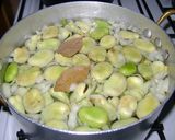 Foto del paso 4 de la receta: Habas con albóndigas