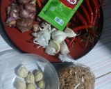 Foto langkah ke 1 dari resep Sambal Rebon Daun Jeruk.