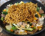 Foto langkah ke 7 dari resep Mie Goreng Bumbu Lodeh.
