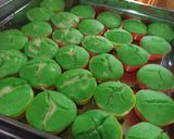 Foto langkah ke 9 dari resep Bolu kukus (RosMangka).