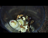 A picture of step 1 of Banana Dates and Nut Smoothie.