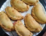 गुजिया /करंजी (Gujiya karanji recipe in hindi) रेसिपी चरण 4 फोटो