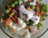 A picture of step 4 of Mayo Veg Papad Bowl.