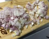 Une image de l'étape 5 de Cassolettes de saumon aux prunes, citron et champignons de Paris.
