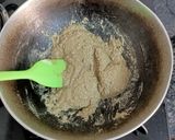 A picture of step 2 of Bajra flour Sukhdi.