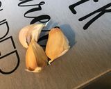 Une image de l'étape 4 de Carottes au lard, poivrons verts et raisins secs.
