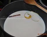 A picture of step 2 of Fried Milk شیر سرخ شده.