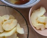 Foto del paso 1 de la receta: Budín saludable de manzana 🍎 sin azúcar agregado ni edulcorante ni féculas ni harina