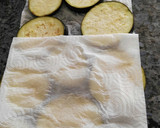 Foto del paso 3 de la receta: Pastel vegetariano de berenjena, tomate y queso