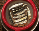 Foto del paso 18 de la receta: Brochetas de sardinas marinadas con alcachofas