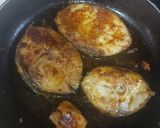 A picture of step 2 of Surmai fish biryani.