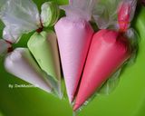 Foto langkah ke 9 dari resep Fancy Royal Icing Cookies.