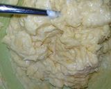 Foto langkah ke 1 dari resep Bolu tape lembut (putih telur).