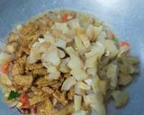 Foto langkah ke 5 dari resep 399. Oseng Kikil Tempe Pedas.