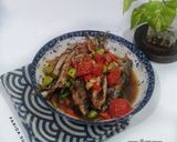 Foto langkah ke 5 dari resep Ikan Dencis Kuah Kecap Pedas.