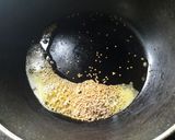 A picture of step 3 of Tomato rasam.