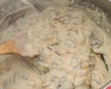 Foto del paso 5 de la receta: Relleno de champiñones, cebolla caramelizada y queso azul