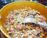 A picture of step 2 of Chole Kulcha.