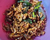Foto langkah ke 8 dari resep Kering tempe pedas manis aroma jeruk.