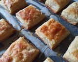 Foto del paso 3 de la receta: Fosforitos: hojaldre relleno de jamón y queso