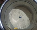 A picture of step 3 of Homemade Quinoa Flour.
