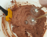 Foto langkah ke 5 dari resep Buttery Pudding Chocolate Mouse Cookie Cup.