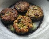 A picture of step 7 of Bottle Gourd and Oats Tikki.