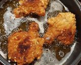 Rántott csirkecomb édesburgonyával, salátával recept fázis 3 fotója