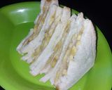 A picture of step 3 of Fruit Sandwich.