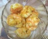 A picture of step 1 of Prawns Birayani.
