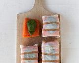 Foto del passaggio 2 della ricetta Trancio di salmone al lardo su crema di zucca