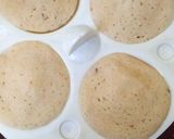 A picture of step 4 of Rava Idli.