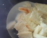 A picture of step 1 of Bread halwa.