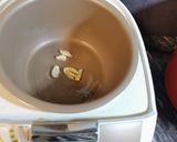 ［電子鍋］豌豆嬰炒蝦仁的食譜步驟2照片