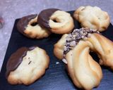 Foto del passaggio 1 della ricetta Biscottini di frolla montata
