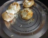 A picture of step 4 of Pizza panipuri.