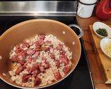 A picture of step 1 of Nan's Beef & Noodles.