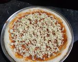A picture of step 11 of Chicken Pizza without oven.