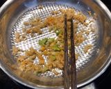 Hình bước làm 3 của món Bắp xào tôm khô