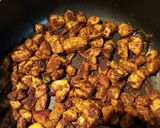 A picture of step 4 of Indian chicken fry.