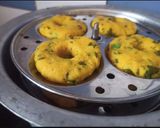 A picture of step 4 of Cornmeal Dhokla.