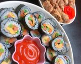 Hình bước làm 1 của món Cơm cuộn sushi hàn quốc ạ