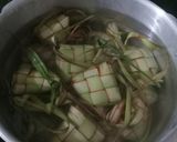 Foto langkah ke 3 dari resep Ketupat Presto.