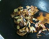A picture of step 2 of Roasted tomato and methi panner.