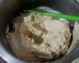 A picture of step 5 of Whole wheat Apple crumble cake.