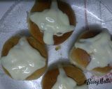 A picture of step 5 of Misal Cheese Burst.