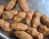 A picture of step 3 of Churma ladoo.
