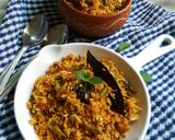A picture of step 7 of Veg schezwan pulao.